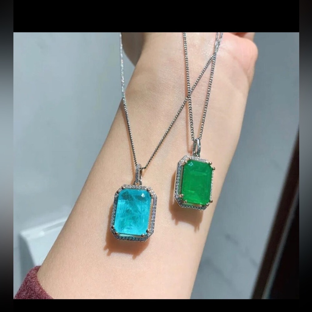 Gorgeous 3CT emerald square silver pendant necklace - Picture 6 of 13